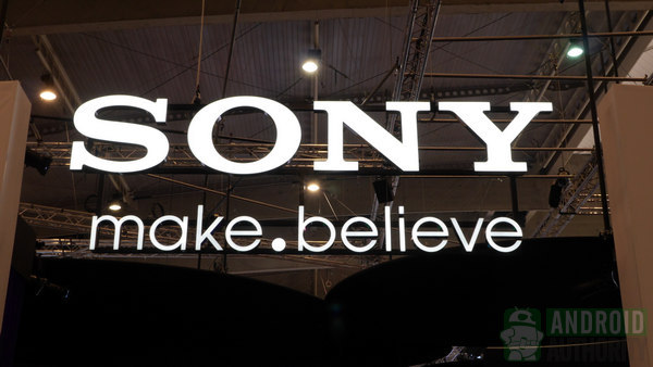 Sony will soon announce a mid range handset Sony Xperia ZR with almost similar specifications like Xperia Z